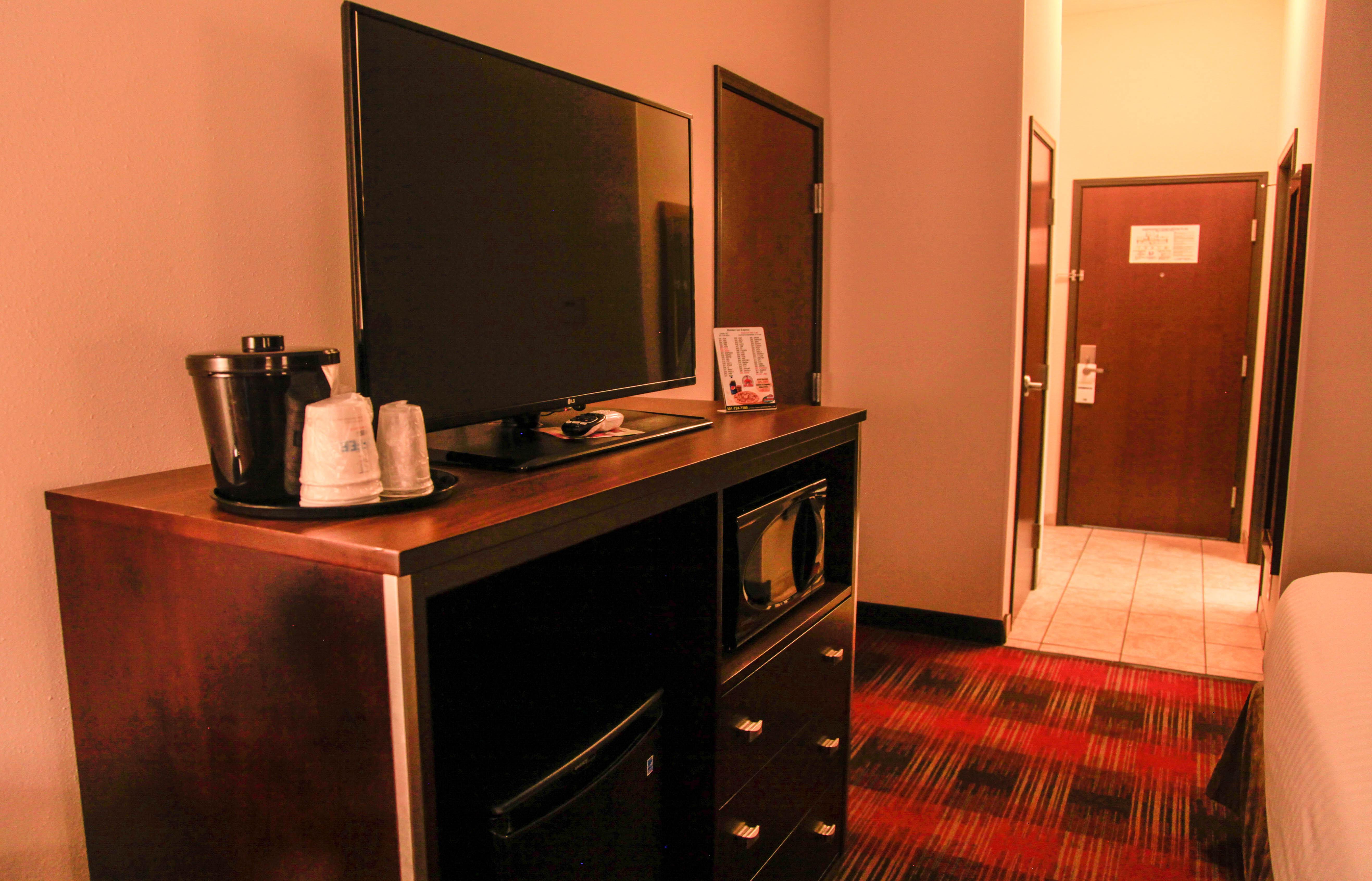 Holiday Inn Express & Suites Cumberland - La Vale By Ihg Kültér fotó